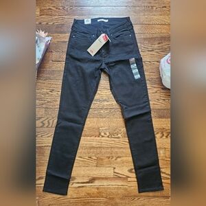 Levi's Women's 711 Mid-Rise Skinny Pants